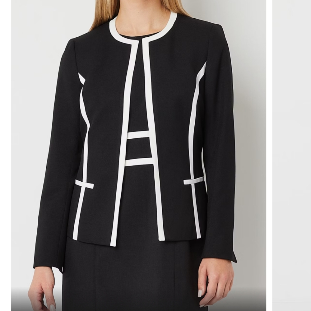 Black Label Women's Black & White Blazer